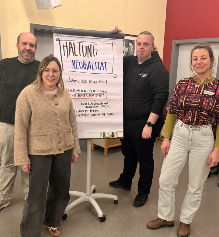 Haltung statt Neutralität – zum Mythos des Neutralitätsgebots